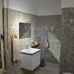 Centre 2 Apartment