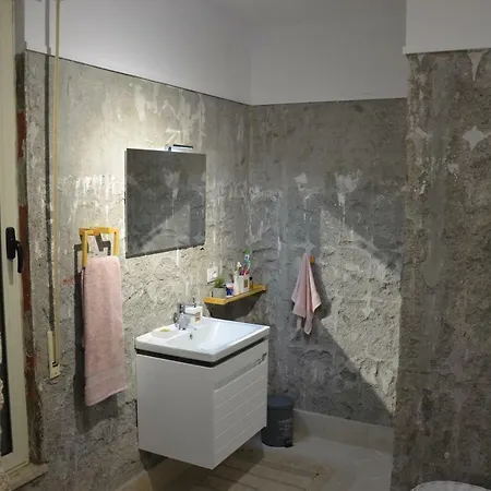 Centre 2 Apartment